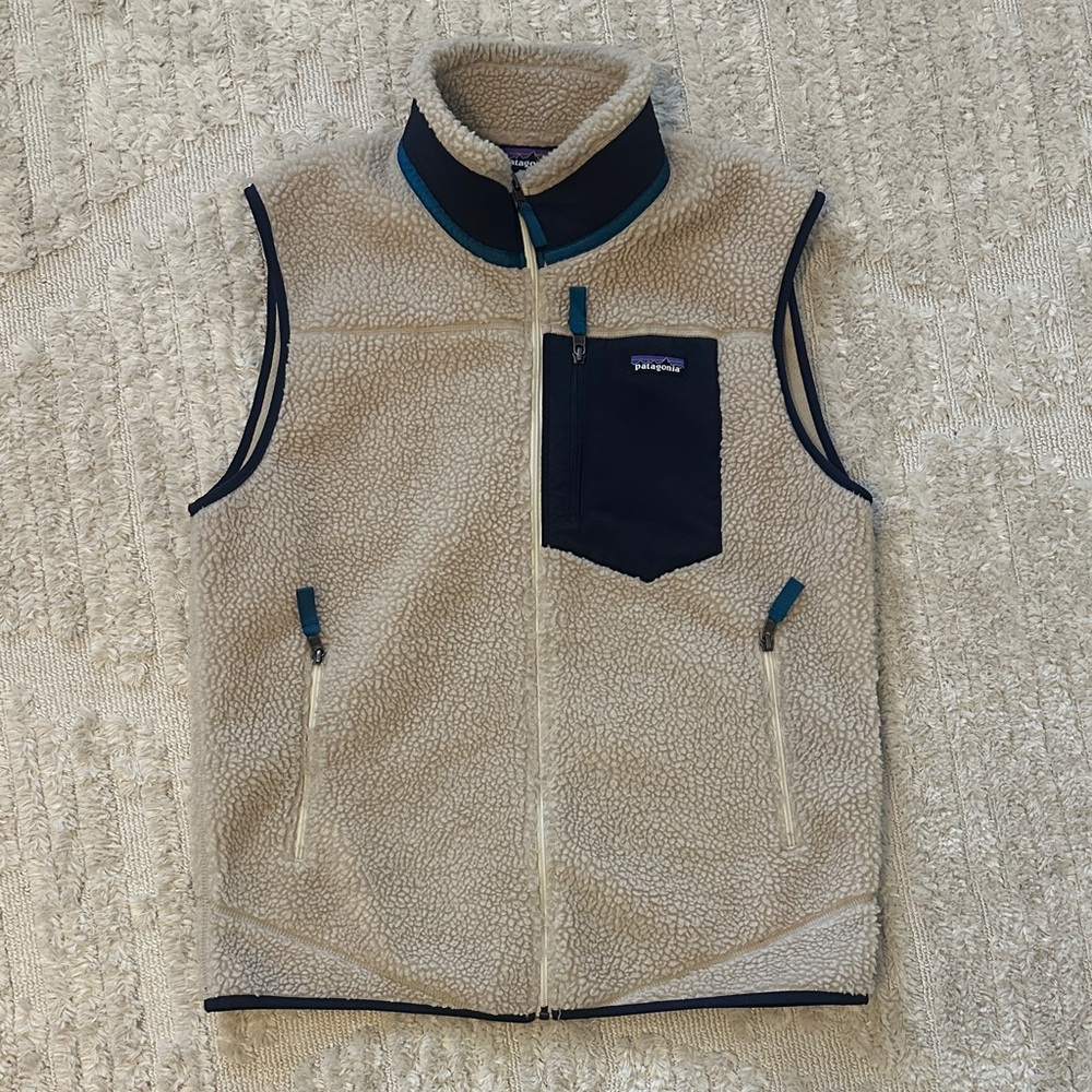 Patagonia Cream Sherpa Fleece Vest with Navy Accents